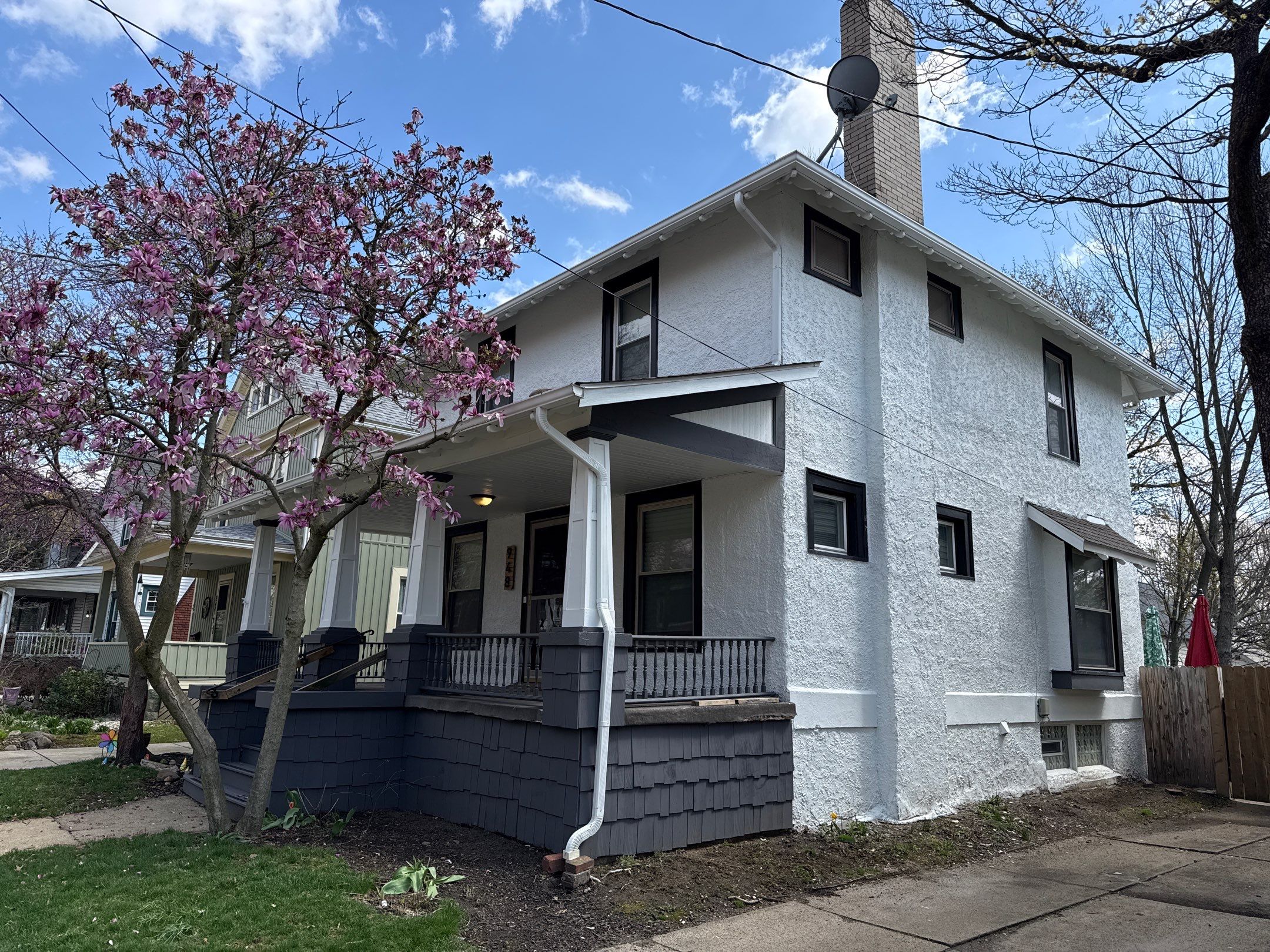 Best time to repaint a house in Akron, Ohio